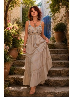 Boutique Bade Italyan Etnik Desenli Mavi Nakışlı Elbise