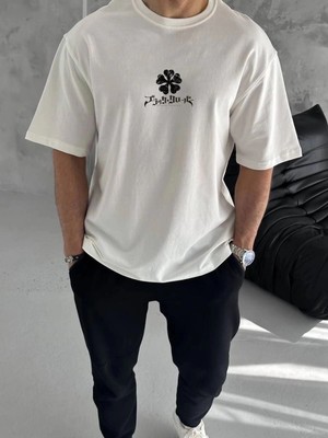 İlk El Grup Erkek Kısa Kol Tişört Bisiklet Yaka Yonca Baskılı Oversize T-Shirt -  Beyaz