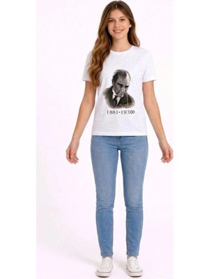 İlk El Grup Kız Çocuk Atatürk Baskılı Tişört Kısa Kollu Bisiklet Yaka T-Shirt - Beyaz