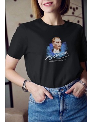 İlk El Grup Kadın Kısa Kol Yazlık Tişört Bisiklet Yaka Atatürk Baskılı T-Shirt - Siyah