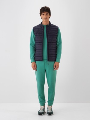 Erkek Lacivert Formunu Koruyan Regular Fit Yelek