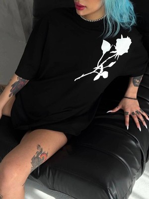 İlk El Grup Kadın Bisiklet Yaka Baskılı Oversize  Kısa Kol T-Shirt - Siyah