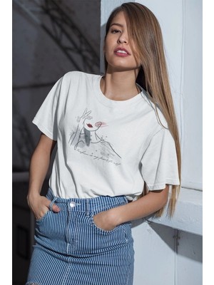 İlk El Grup Kadın Özel Baskılı Modern Fit %100 Pamuk Bisiklet Yaka T-Shirt