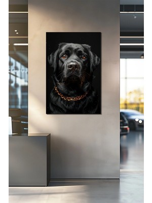Siyah Köpek Baskılı Cam Tablo – Gold Zincir Detaylı Modern Hayvan Temalı Duvar Dekoru