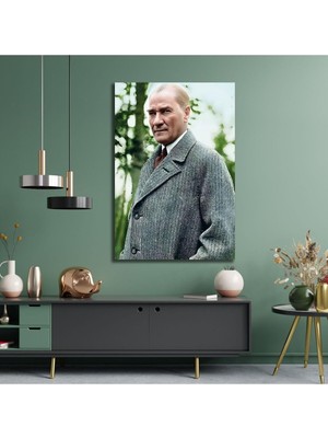 Dikey Kanvas Ofis Tablosu Paltolu Atatürk Portresi 50 x 70 GARTNM7072