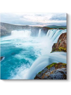 Icelandic Şelalesi Tablosu 60 x 60