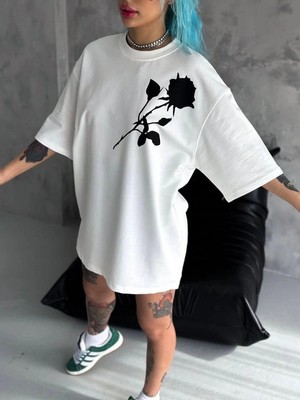 İlk El Grup Kadın Bisiklet Yaka Baskılı Oversize  Kısa Kol T-Shirt - Beyaz