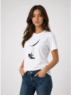 İlk El Grup Kadın Astronot Ay Temalı Tişört Kısa Kol Yazlık Bisiklet Yaka T-Shirt - Beyaz