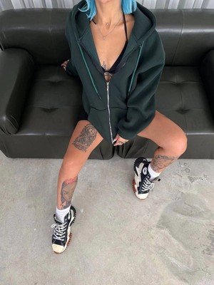 İlk El Grup Kadın 3 Iplik Pamuklu Kapüşonlu Kanguru Cepli Baskılı Oversize Hoodie Sweatshirt - Haki