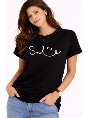 Nevermind Unisex Tişört Smile Baskılı Basic Oversize Günlük Rahat %100