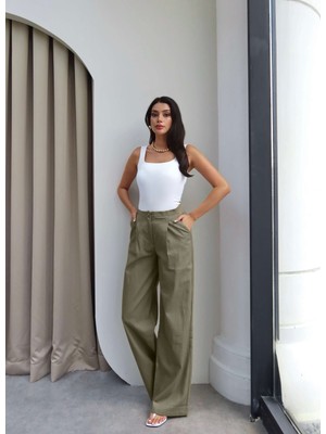 Esra Helvacı Ön Pile Detay Keten Pantolon