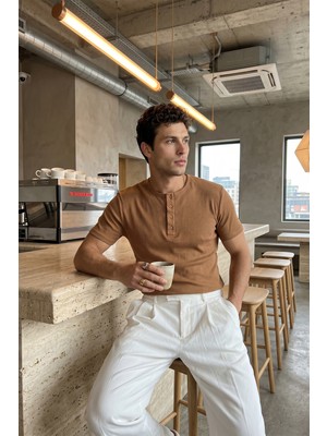 Livio Ferri Liiri %100 Pamuk Premium Fitilli Henley Yaka Yarım Düğmeli Regular Fit Basic Yazlık Erkek Tişört