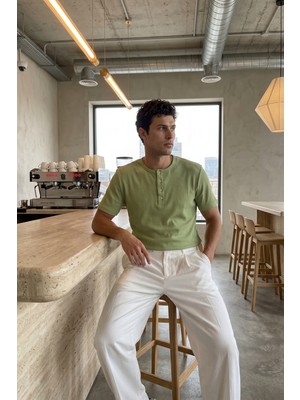 Livio Ferri Liiri %100 Pamuk Premium Fitilli Henley Yaka Yarım Düğmeli Regular Fit Basic Yazlık Erkek Tişört