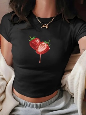 Nevermind Kadın Crop Baby Tee Çilek Baskılı Dar Kesim %100 Pamuk Y2K Estetik Tişört