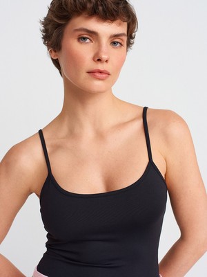 Dilvin Ince Askılı Poliamid Top Slim Fit Kare Yaka %94 Pamuk Hafif Tasarım
