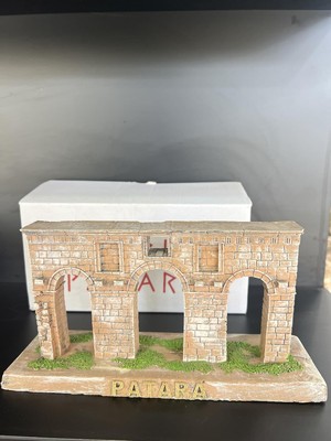 Zemira Patara Antik Kent El Yapımı Dekoratif Minyatür, Antik Taş Duvar Tasarımı, Yeşil Bitkili, Biblo