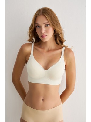 Best Model Balensiz Çıkarabilir Pedli Dikişsiz Lazer Sütyen 2208