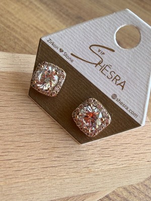 Shesra Rose Gold Kare Kesim Zirkon Taşlı Küpe | Işıltılı Kadın Küpe