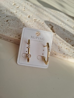 Xuping Jewelry Altın Kaplama Zarif V Formlu Zirkon Taş Detaylı Halka Küpe