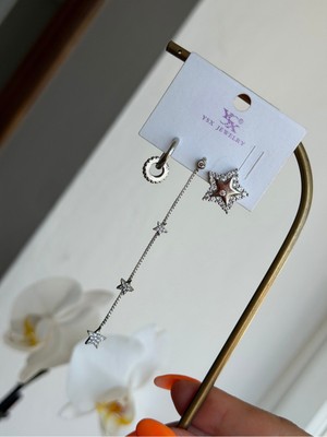 Ysx Jewelry Gümüş Renk Yıldız Detaylı Asimetrik Tekli Kadın Küpe