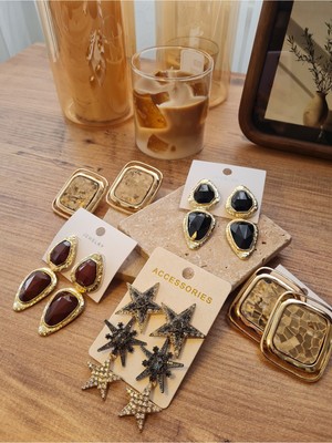 Accessories Gold Çerçeve Geometrik Tasarım Kadın Çelik Küpe
