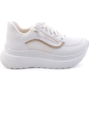 Bambi Beyaz  Kadın Sneaker K01709060409