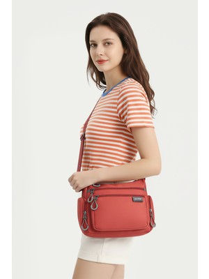 Smart Bags Kiremit Rengi Orta Boy Çok Cepli Su Geçirmez Ultra Hafif Kumaş Kadın Çapraz Çanta