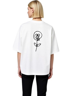 PayBuy Kadın Oversize Tişört Minimalist Soyut Çiçek Kalp Yapraklı Baskılı Rahat Kesim Günlük Modern Şık
