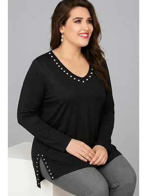 Curvy Trend Büyük Beden Yaka ve Etek Yırtmaç Inci Işlemeli V Yaka Uzun Kol Yan Yırtmaçlı Bluz Siyah
