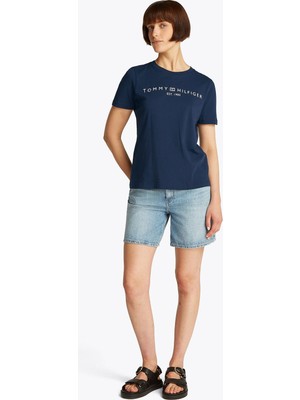 Tommy Hilfiger Kadın Saf Pamuklu Yuvarlak Yaka Göğüste Logolu Kısa Kollu Mavi T-Shirt WW0WW40276-C1G