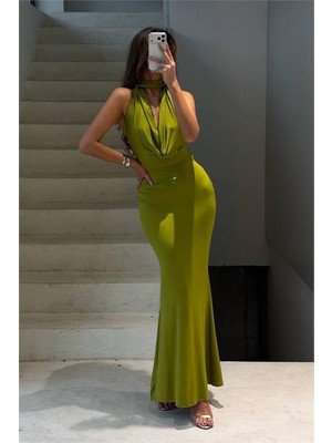 Neşeli Butik Kadın Yeşil Degaje Yaka Sırt Dekolteli Maxi Boy Premium Elbise NBDF298