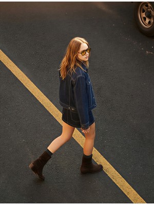 Koton Rahat Kalıp Düğme Detaylı Mini Denim Şort Etek