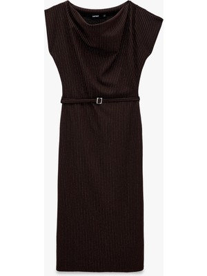 Koton Kolsuz Balık Form Slim Fit Çizgili Asimetrik Degaje Yaka Kemerli Midi Elbise