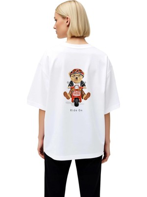 PayBuy Kadın Oversize Motosiklet Baskılı Grafik Tişört Kısa Kollu Rahat Kesim Günlük Giyim Modern Şık Zarif