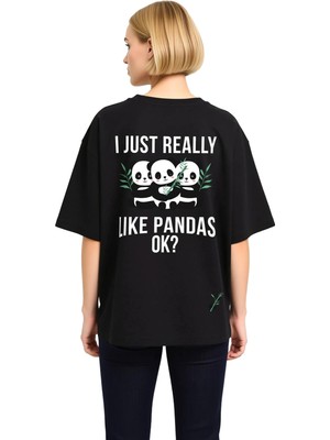 PayBuy Kadın Oversize Baskılı Tişört Panda Desenli Grafik Yazı Detaylı Rahat Kesim Günlük Giyim Modern