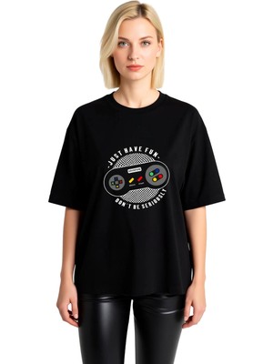 PayBuy Eğlen, Cidiye Alınma - Gaming Nostalji Baskılı Kadın Oversize Tişört