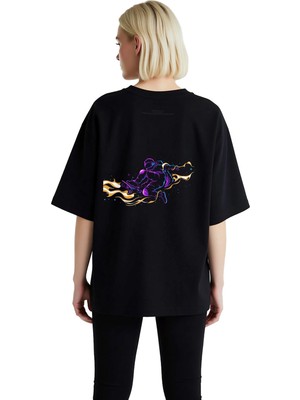 PayBuy Kadın Oversize Tişört Neon Astronot Kaykay Baskılı Uzay Temalı Rahat Kesim Dijital Baskı Günlük