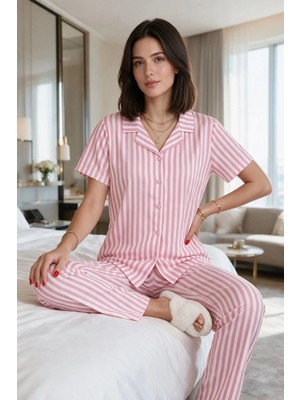 Ang Butik Kadın Pembe Beyaz Çizgili Kısa Kollu Düğmeli Milan Kumaş Pijama Takımı