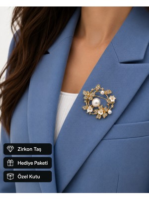 Herşey Nota Inci ve Zirkon Taşlı Gold Renk Çiçek Butterfly Kadın Broş Hediye