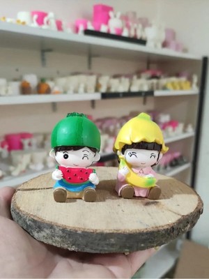 Himi Pasta Süsleri 2'li Meyve Yiyen Çocuklar Maket Kürdanlı Cupcake Pasta Süsü Doğum Günü Süsleri