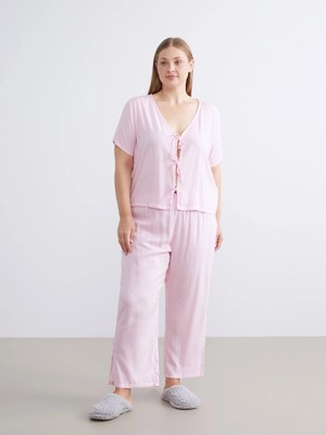 Lc Waikiki Yeni Sezon V Yaka Çizgili Kadın Pijama Takımı