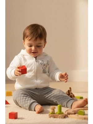 Breeze Erkek Bebek Eşofman Takımı Sevimli Zürafa Baskılı Kapitone Desenli 6 Ay-1.5 Yaş, Ekru