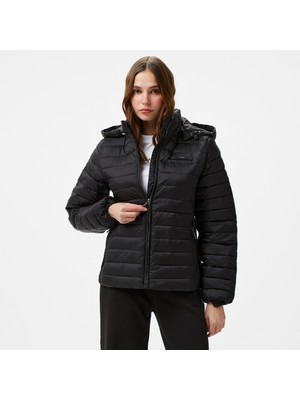 Calvin Klein Kadın Siyah Mont