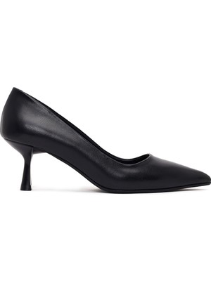Derimod Kadın Siyah Ince Topuklu Deri Stiletto AF200018DV