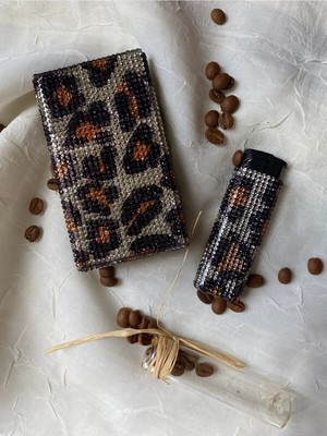 Gardenauto Cigarillo Kılıfı Kalın Kısa Kutu Uyumlu (Black& Brown Leopar Değerli Taş Kaplama)