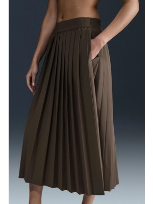 Nike 24.7 Perfectstretch Women's Dri Fit Pleated Skirt Kadın Esnek Dokuma Pileli Uzun Spor Etek Kahverengi
