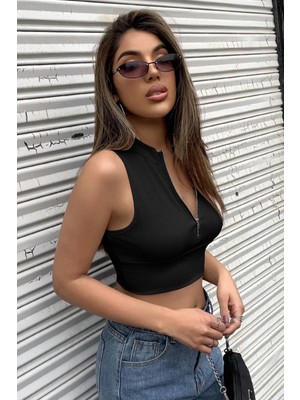 Hace Bazaar Marsilyan- Kadın Siyah Yarım Fermuarlı Sıfır Kol Crop Top Bluz