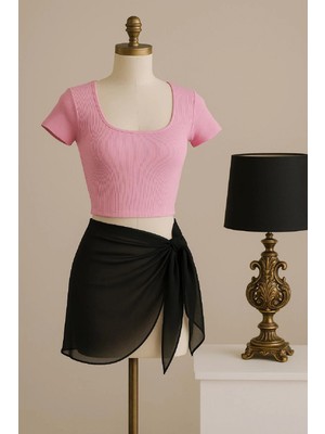 Hace Bazaar Marsilyan- Kadın Pembe Yarım Kol Crop ve Siyah Pareo 2'li Set