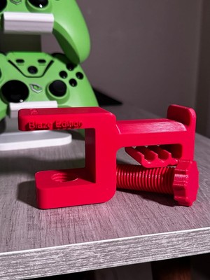Alkar Store Premium Kırmızı Asılabilir Masa Kenarı Kulaklık Standı – Blaze Edition V5 | Kaydırmaz Keçeli, Ergonomik ve Sağlam