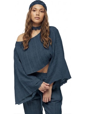 Silk House Yarasa Kol Şantuklu Crop Bluz